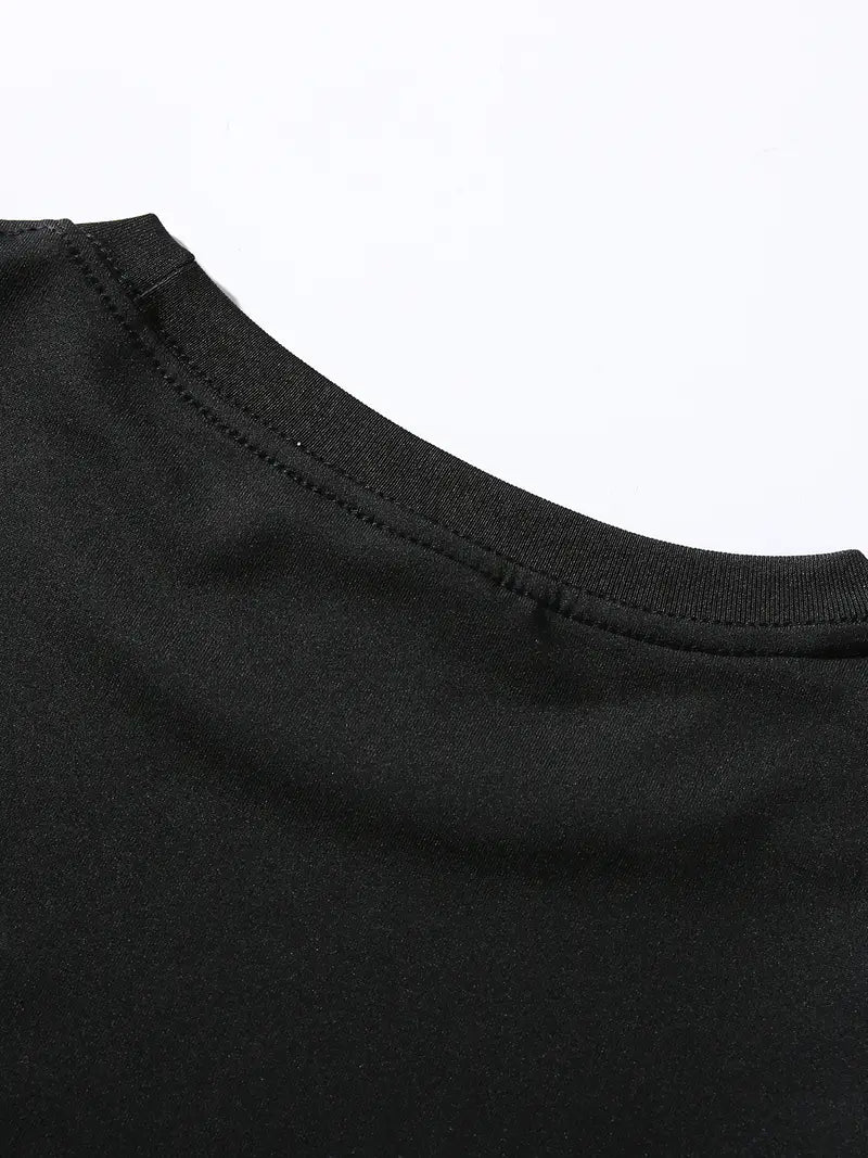 Kat Kat Değil, Tek Parça Stil – Siyah Oversize Katmanlı Tişört