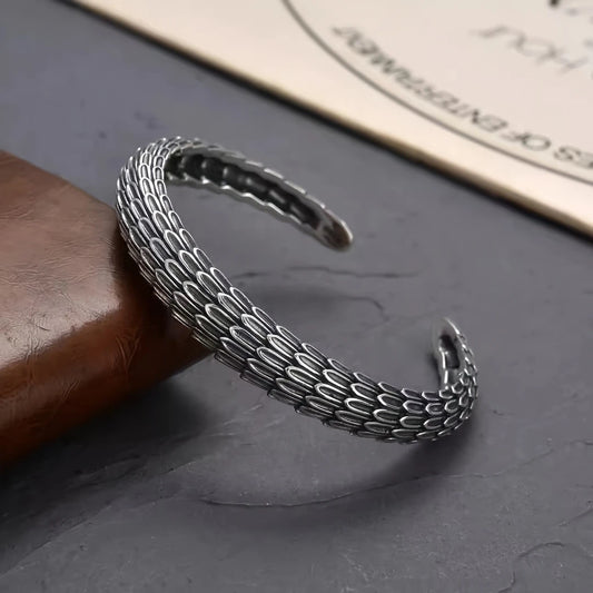 Erkekler İçin Özgün Tasarım Vintage Gümüş Bileklik – Ejderha Pulu Desenli